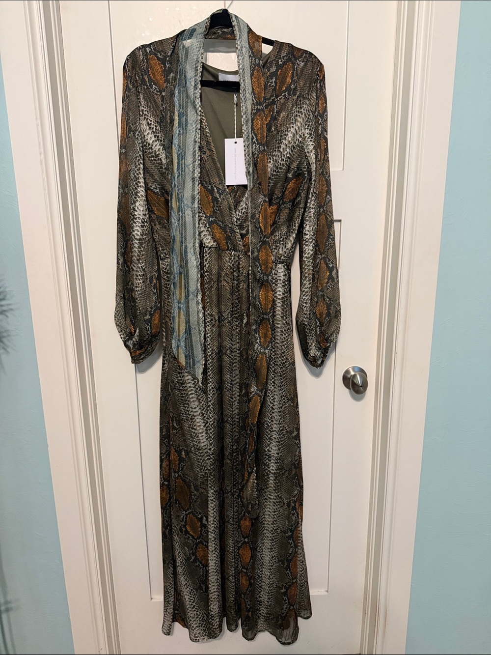 Adrienne Elegant Flowy Snake-Print Maxi Dress with Metallic Thread Size L